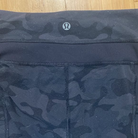 Lulu lemon leggings. - Picture 2 of 2